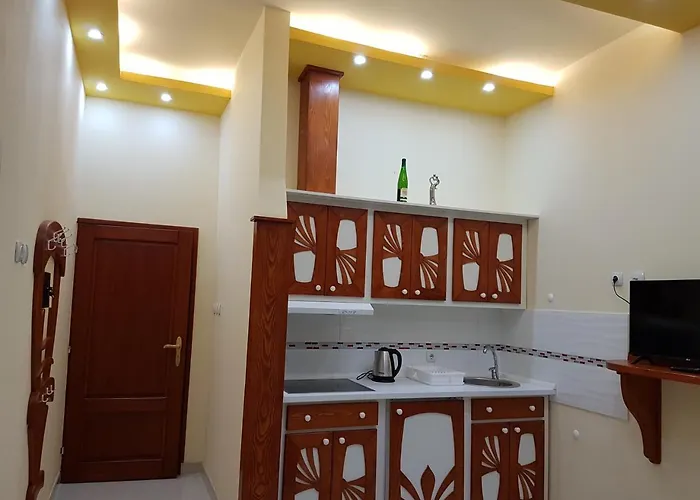 Апартаменты Jana 1 *